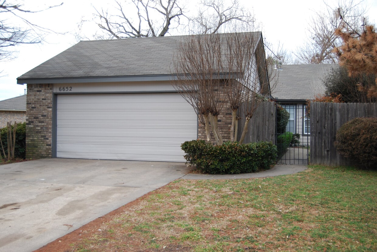 6652 S Victor Ave, Tulsa, OK 74136 House Rental in Tulsa, OK