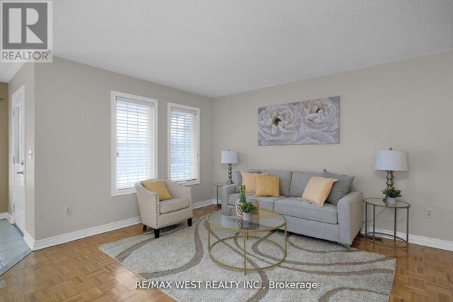 Photo du bâtiment - 362 Avro Rd