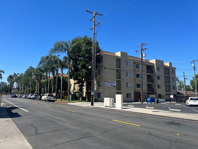 Building Photo - Santa Ana Ross Tower LLC