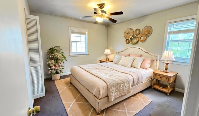 Photo - 935 Baxter St Apartment