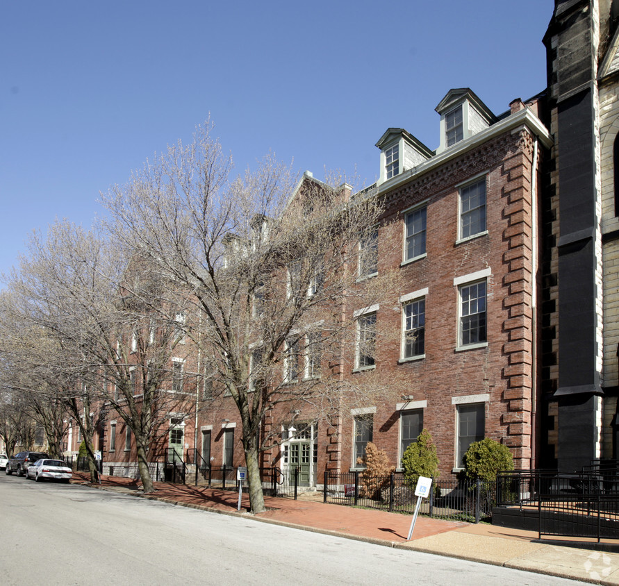 Primary Photo - Soulard Loft Apartments