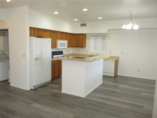 Building Photo - 1765 Central Ave