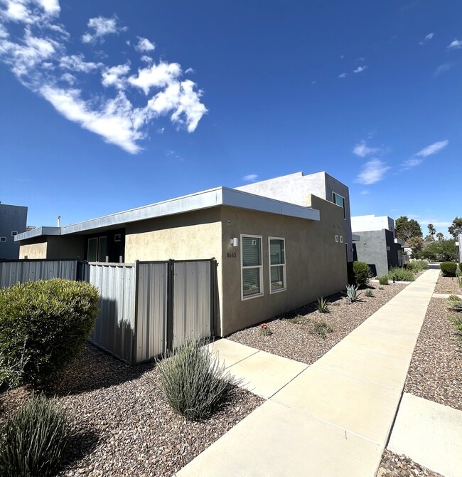 Front entry - 8665 E Ultra Dr