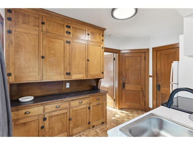 Foto del edificio - 955 17th Ave SE