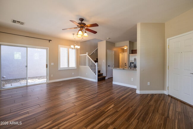 Building Photo - 1531 S Longspur Ln