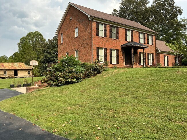 Foto del edificio - 735 Wiley Brown Rd