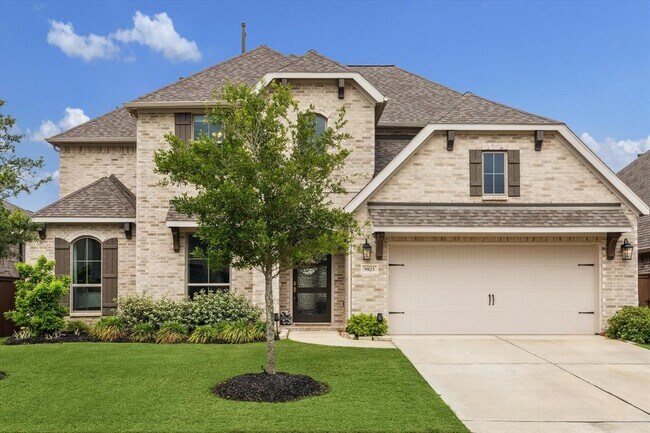 Foto del edificio - 9823 Magnolia Ests Ln