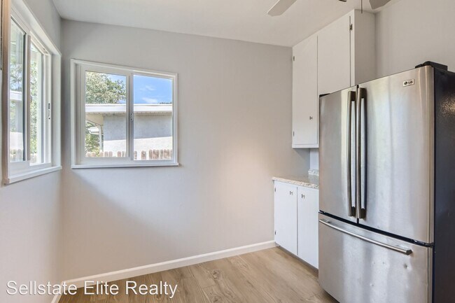 Building Photo - 3 br, 2 bath House - 3215 W Kiowa Street -...
