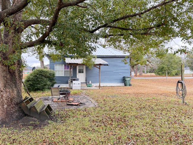 Foto del edificio - 205 Baker St
