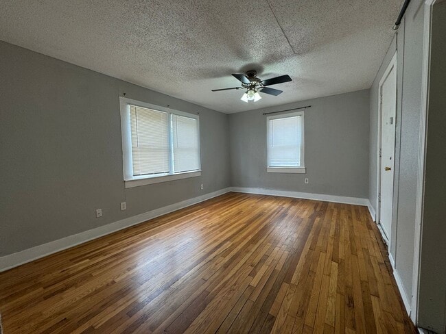 Building Photo - 2107 14th St