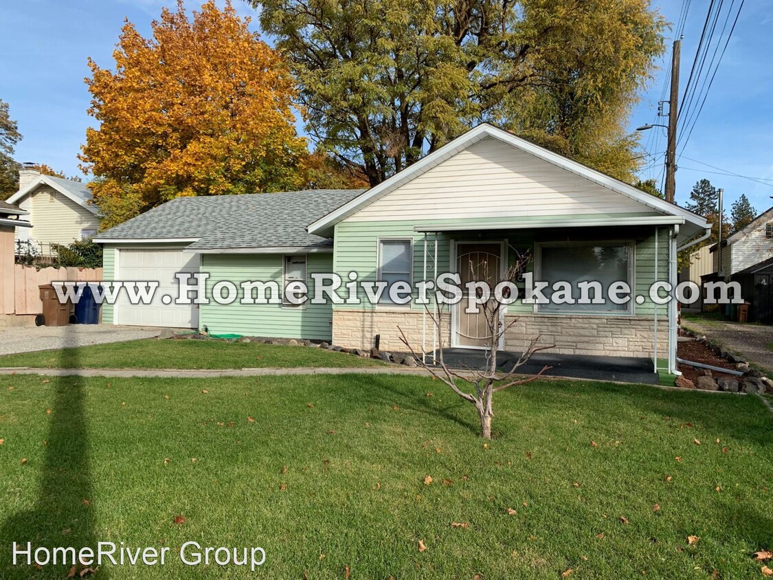 Primary Photo - 2 br, 1 bath House - 3616 N. G St.