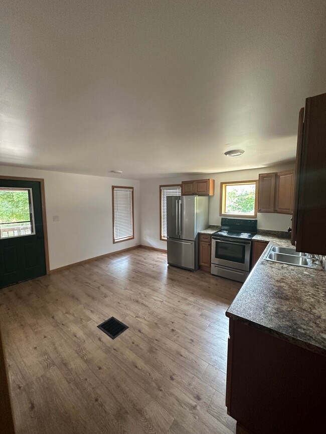 Foto del edificio - 303 Esterly St