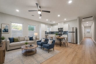Building Photo - 336 De Haven St
