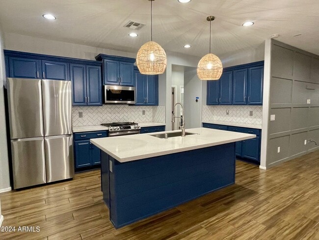 Foto del edificio - 26880 N 99th Dr