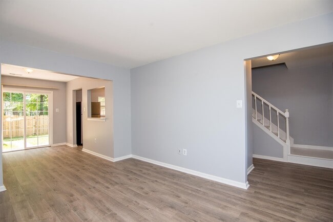 Building Photo - 15725 Ebony Ct