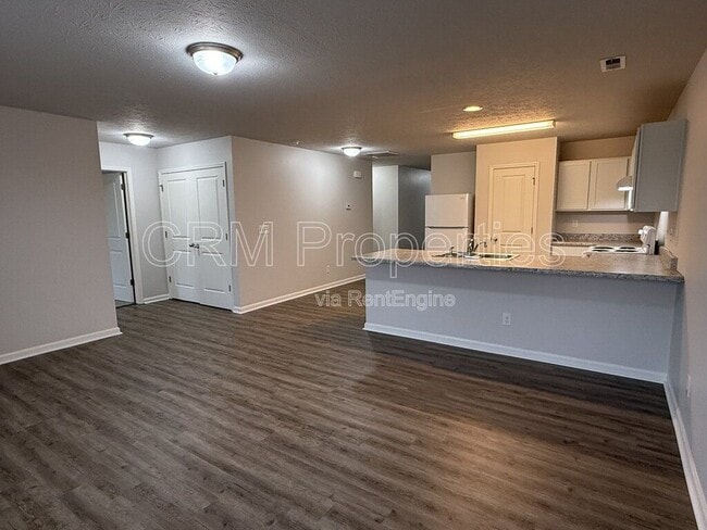 Building Photo - 306 Shrack Ln