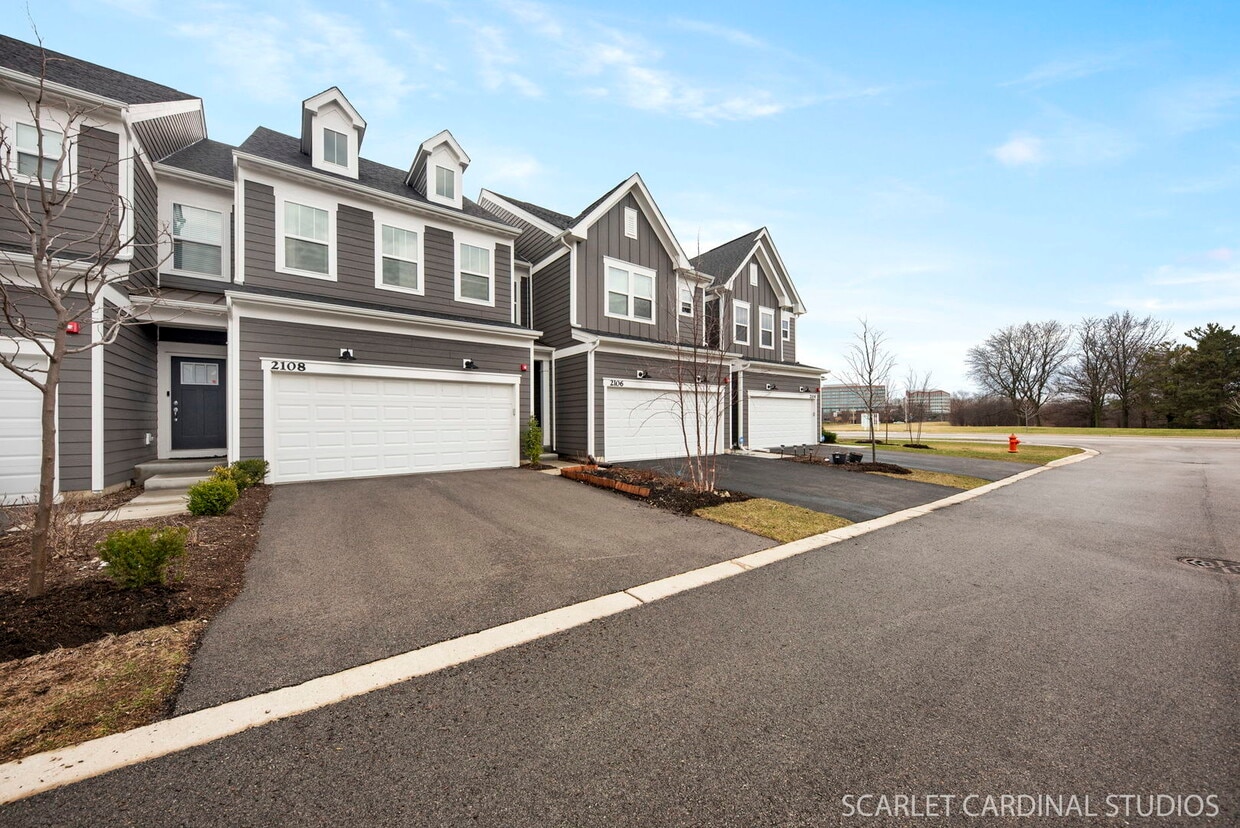 Primary Photo - 2108 Weatherbee Ln