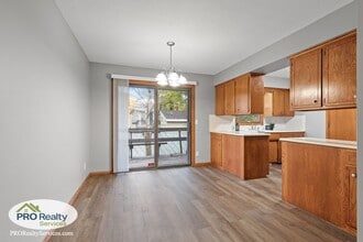 Building Photo - 3101 61st Ave N