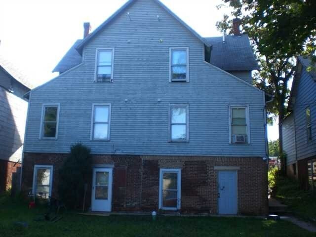 Building Photo - 216 - 218 S 5Th St