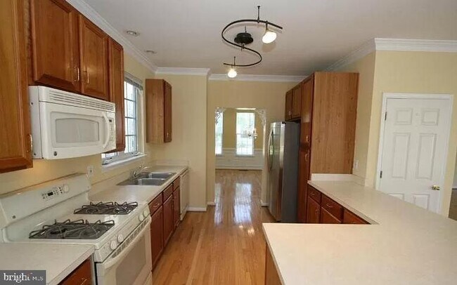 Building Photo - 18117 Coachmans Rd