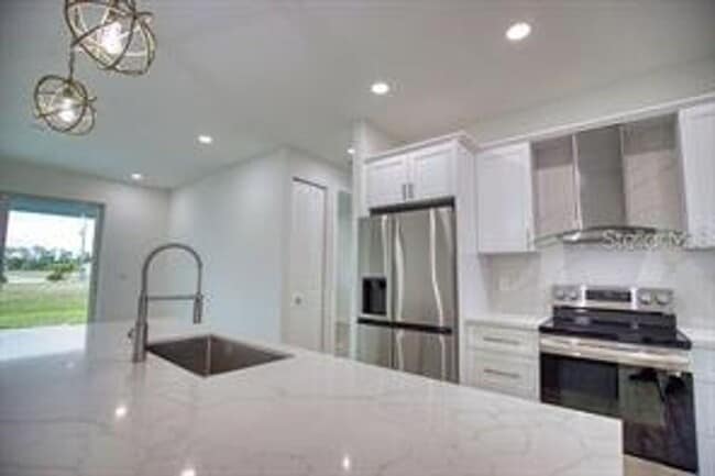 Building Photo - ANNUAL UNFURNISHED RENTAL located in Burnt...