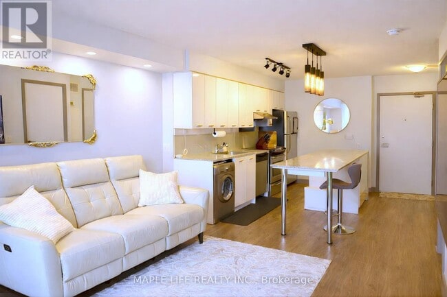 Building Photo - 19 Singer Ct