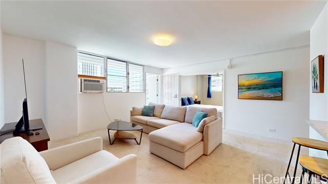 Foto del edificio - 2442 Kuhio Ave.