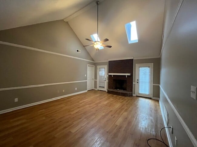 Foto del edificio - Renovated 3 Bedroom 2 Bath Home for Rent w...