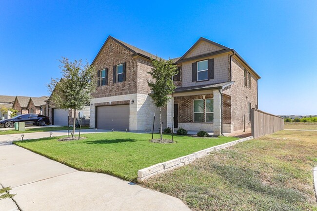 Building Photo - 8203 Knoxville Trl