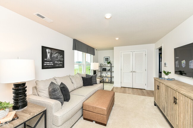 Building Photo - 5985 Rancho Dr