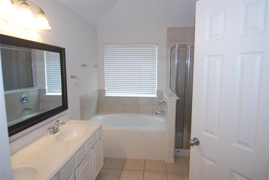 2834 Lockeridge Pines Dr, Spring, TX 77386 - House Rental in