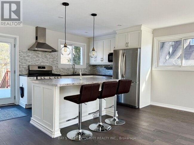 Building Photo - 2193 Constance Dr