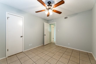 Building Photo - Highpoint North