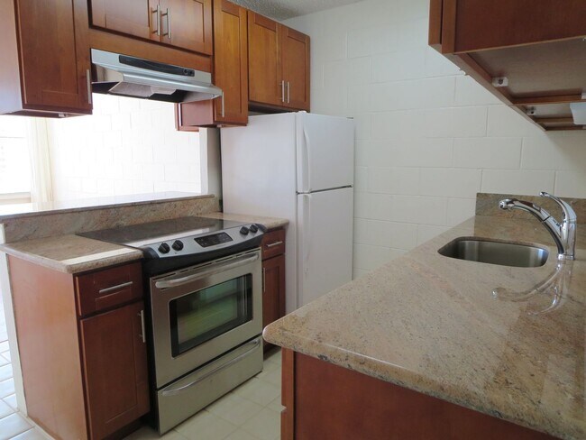 Foto del edificio - CITRON VILLA - 1 BDRM 1 Bath 1 Parking