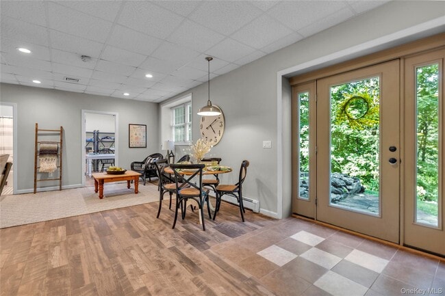 Building Photo - 22 Lauro Ridge Ct