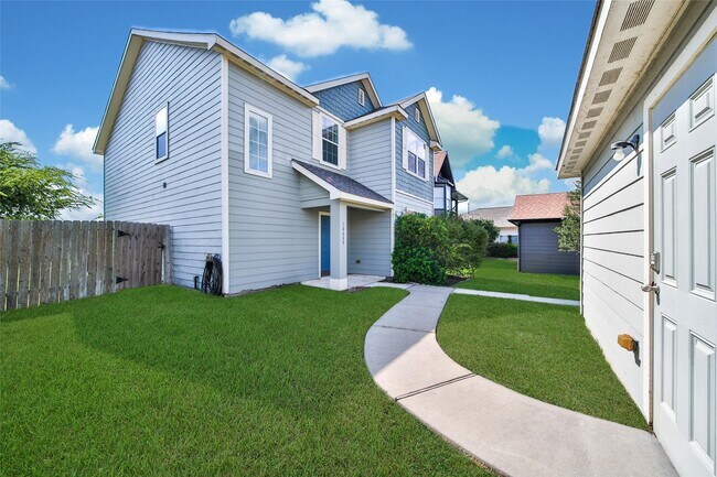 Building Photo - 10889 South Lake Mist Lane