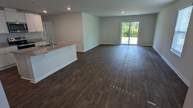 Building Photo - 427 Coconut Dr