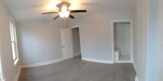 Building Photo - 3 bedroom 1 bath