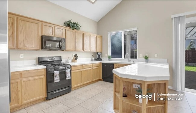 Building Photo - 9412 Viridian Way