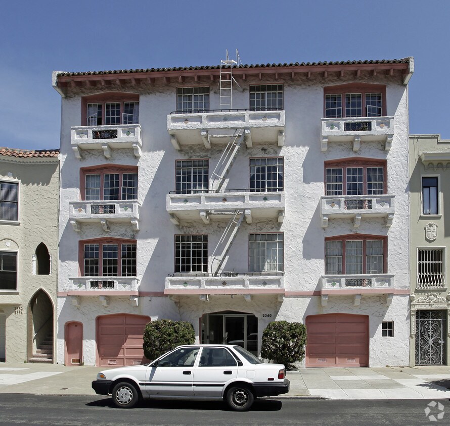 Primary Photo - 2340 Francisco St