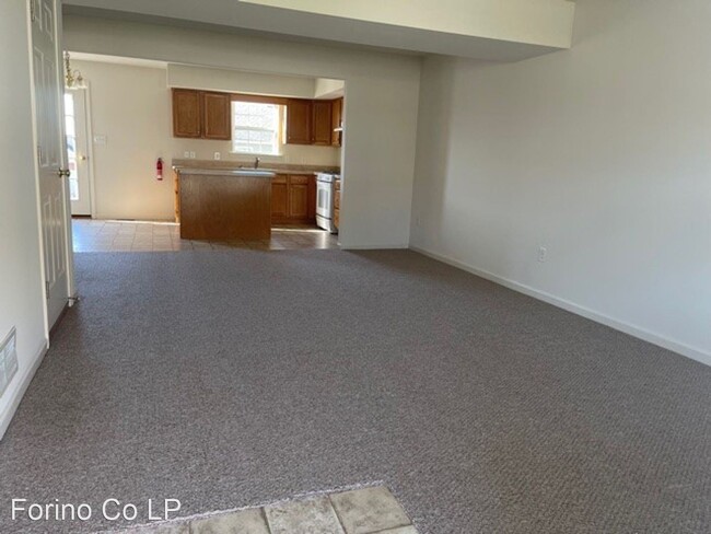 Building Photo - 3 br, 2.5 bath House - 1022 Brinan Avenue