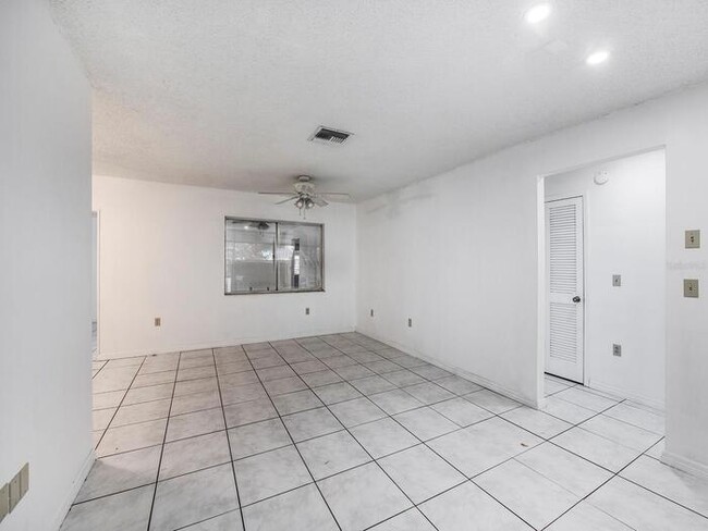 Building Photo - 3BR/3Bath Rental or Rent-to-Own Home!