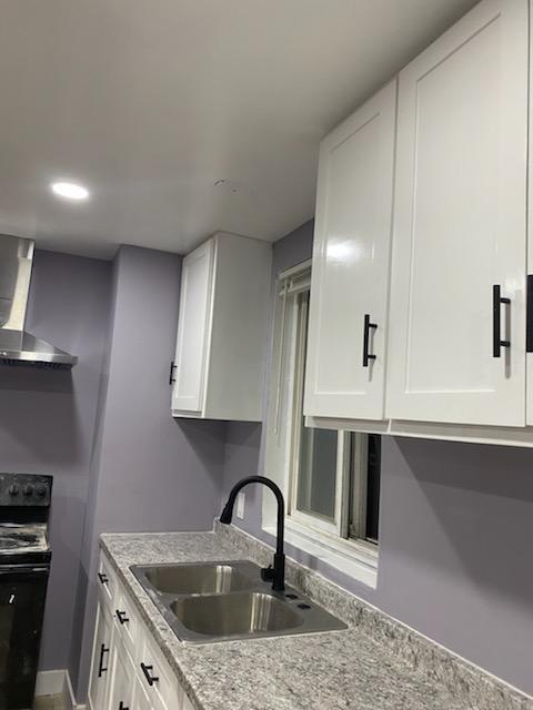 Foto del edificio - 100 E Buckthorn St