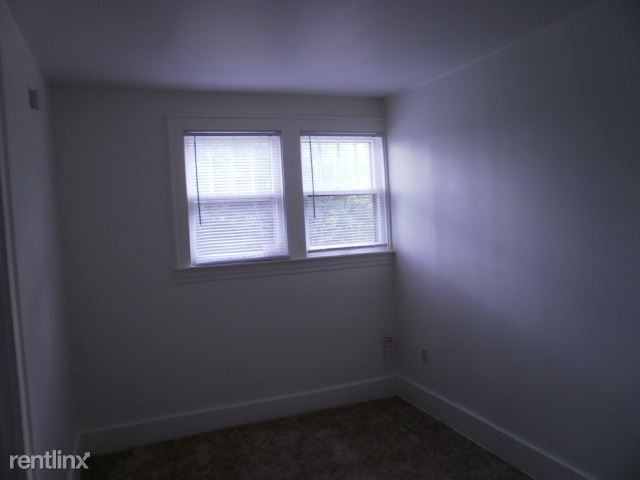 Building Photo - 1 br, 1 bath  - 2529 Parkview Ave #3