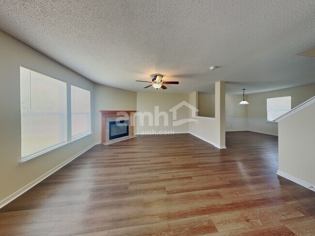 Foto del edificio - 3038 Everbloom Way