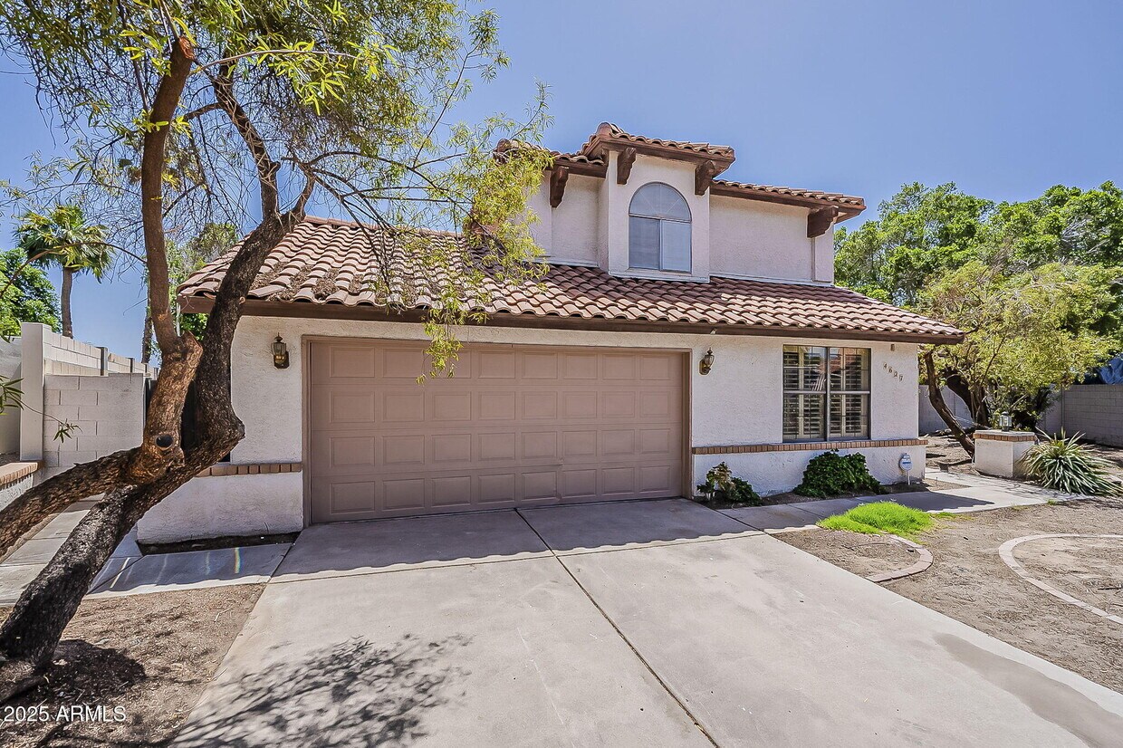 Foto principal - 4627 E McNeil St