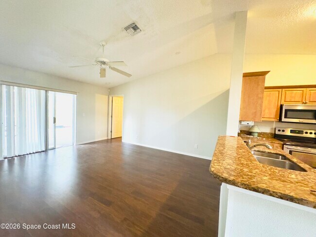 Foto del edificio - 858 Villa Dr