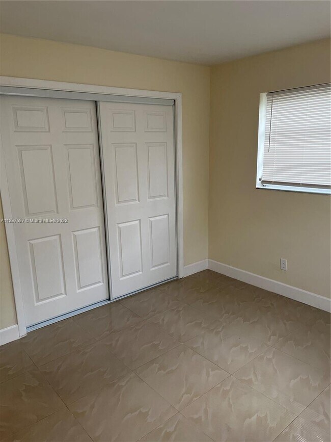 Foto del edificio - 6200 Dewey St