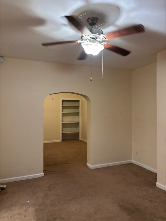 Building Photo - 250 Shaler St