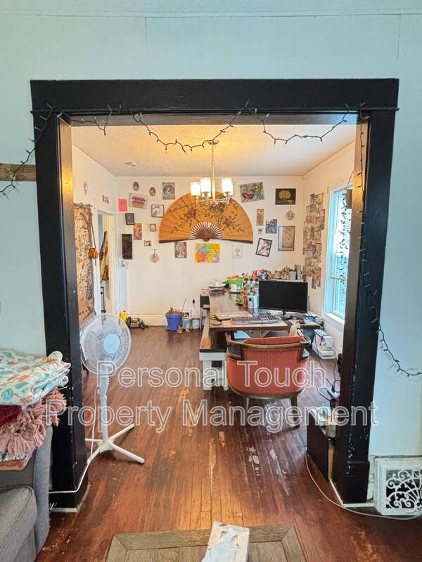 Building Photo - 1119 3rd Ave N